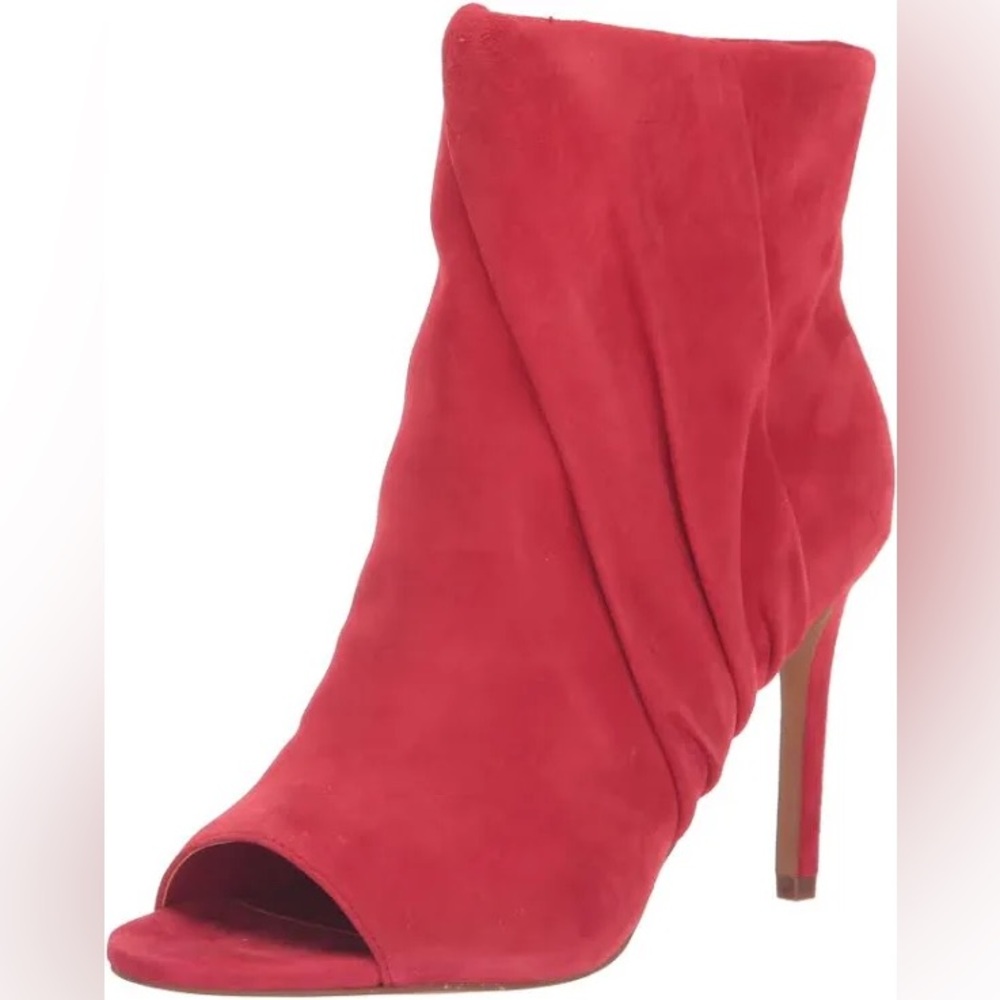 NWT!! Vince Camuto Atonna High Heel Bootie ❤️❤️